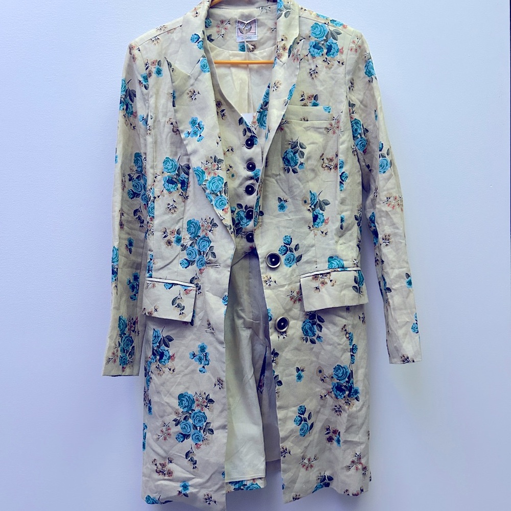 Linnenaive corset button trench coat NWT floral pattern